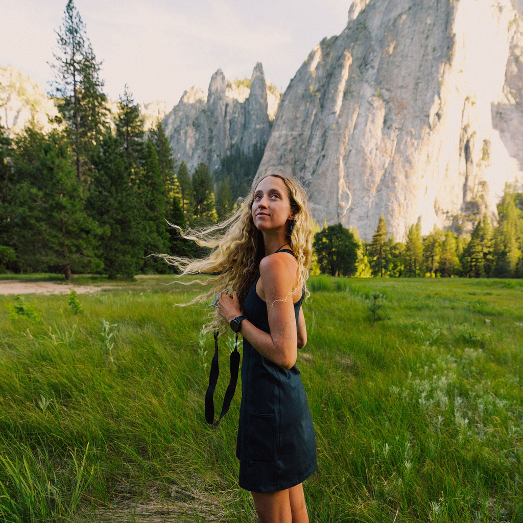 Muevo Dress Women's | Adventure-Ready Style