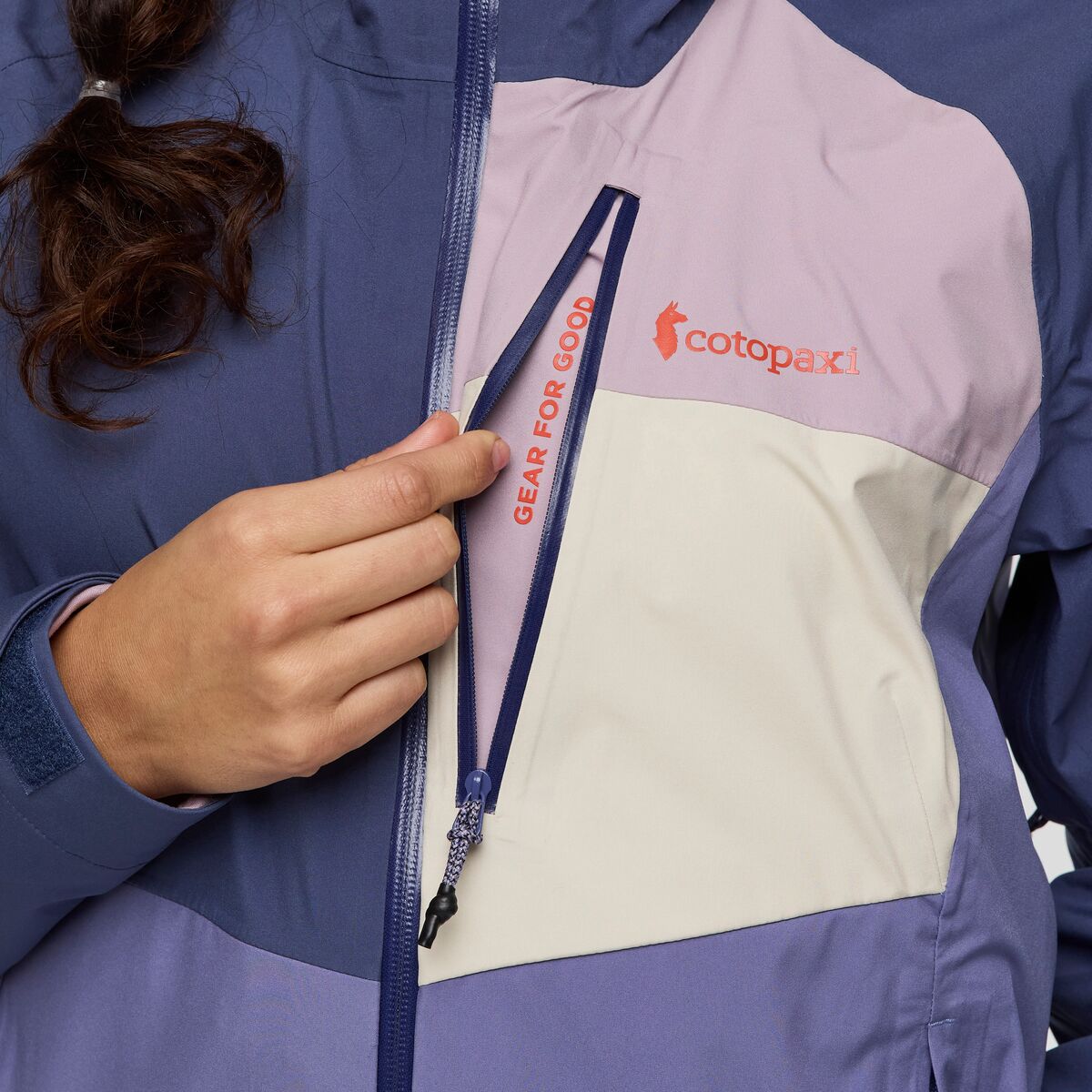 Impermeo 3L Hooded Shell Jacket Women's | Versatile Outdoor Layer