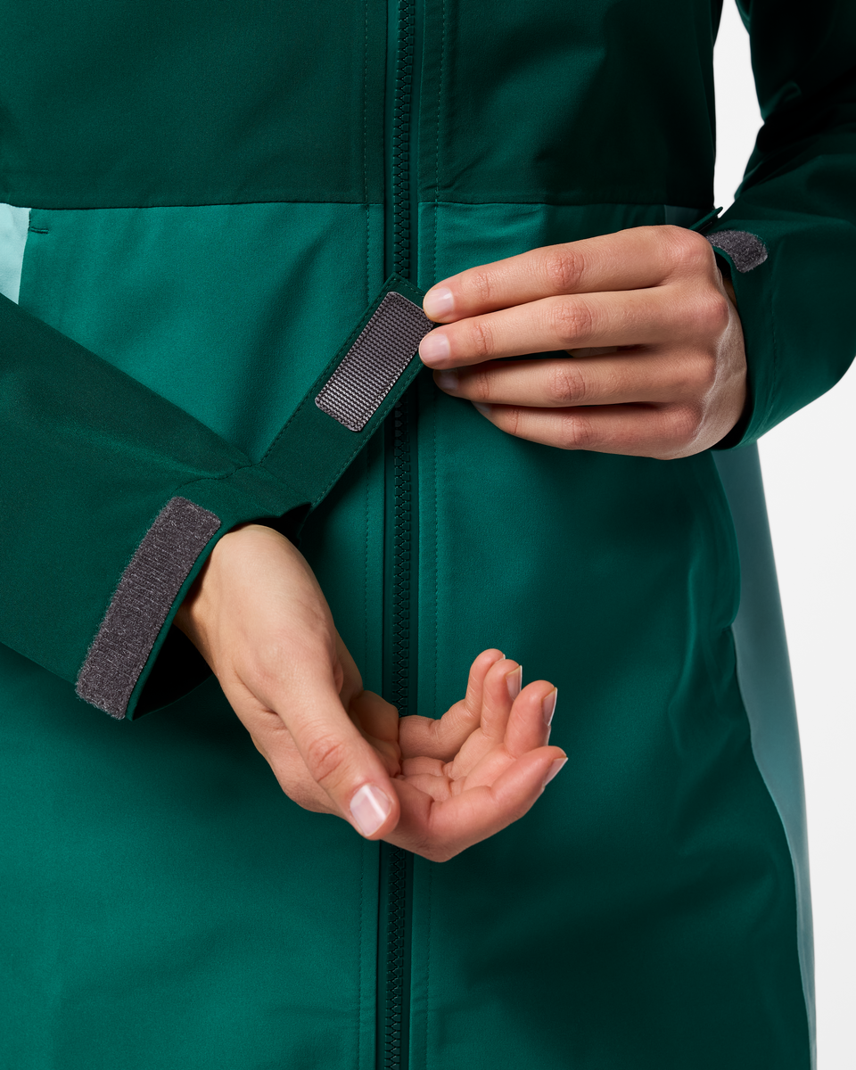 Cielo Rain Trench Women's | Adventure-Ready Comfort
