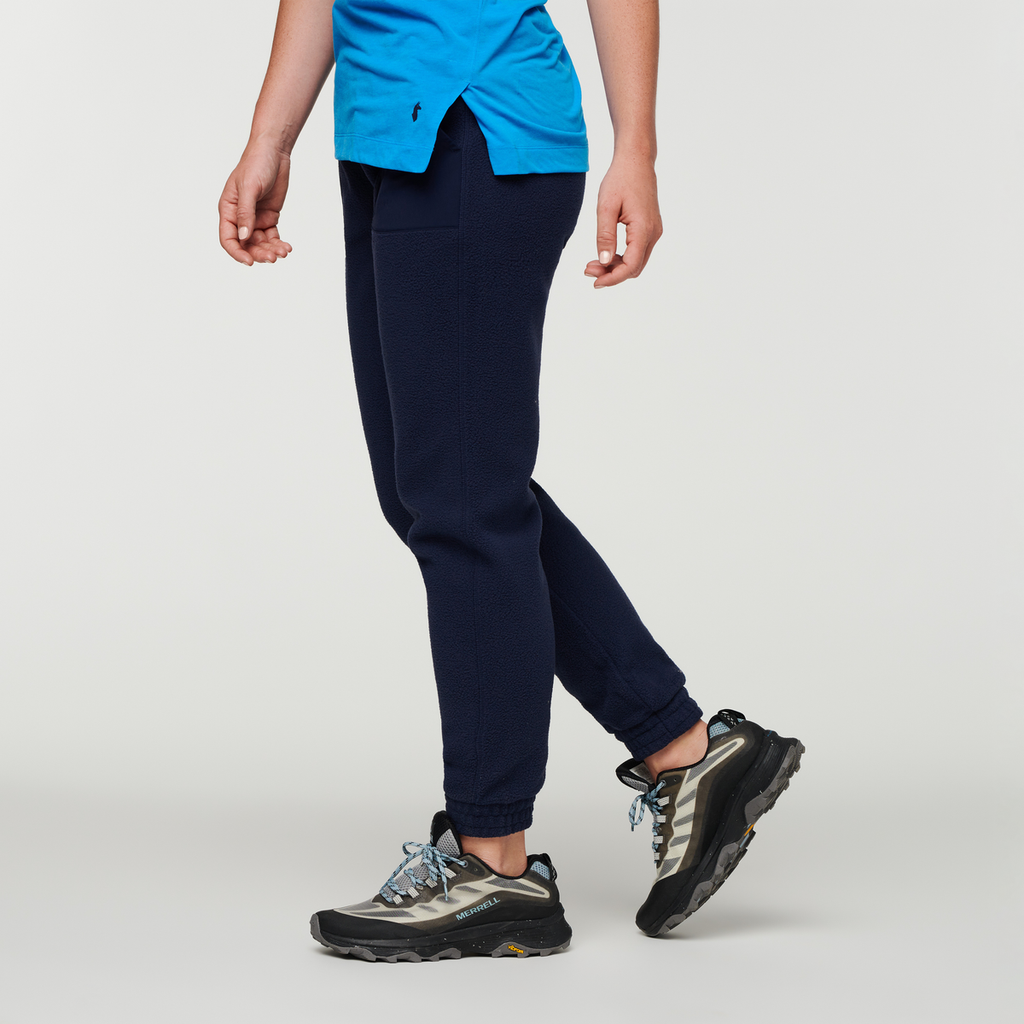 Abrazo Fleece Jogger Women's | Cozy Outdoor Layer