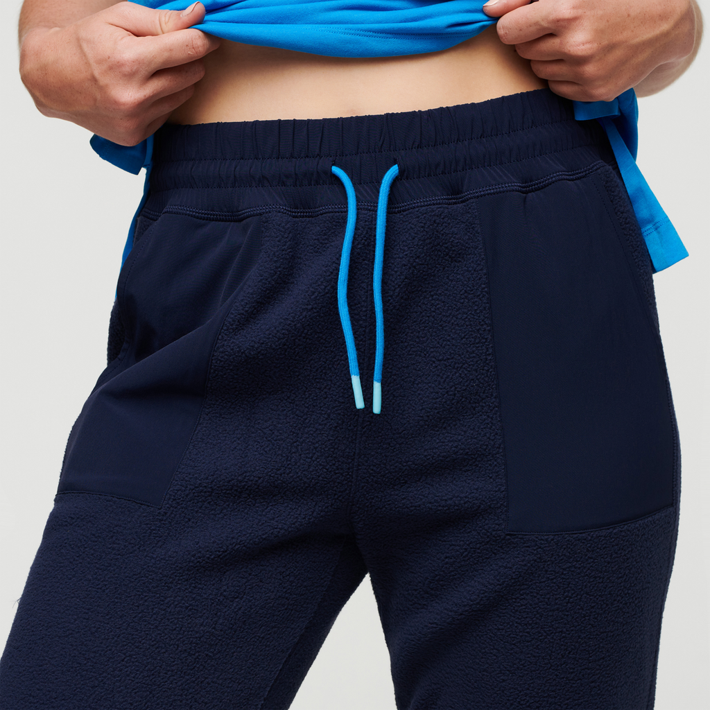 Abrazo Fleece Jogger Women's | Cozy Outdoor Layer