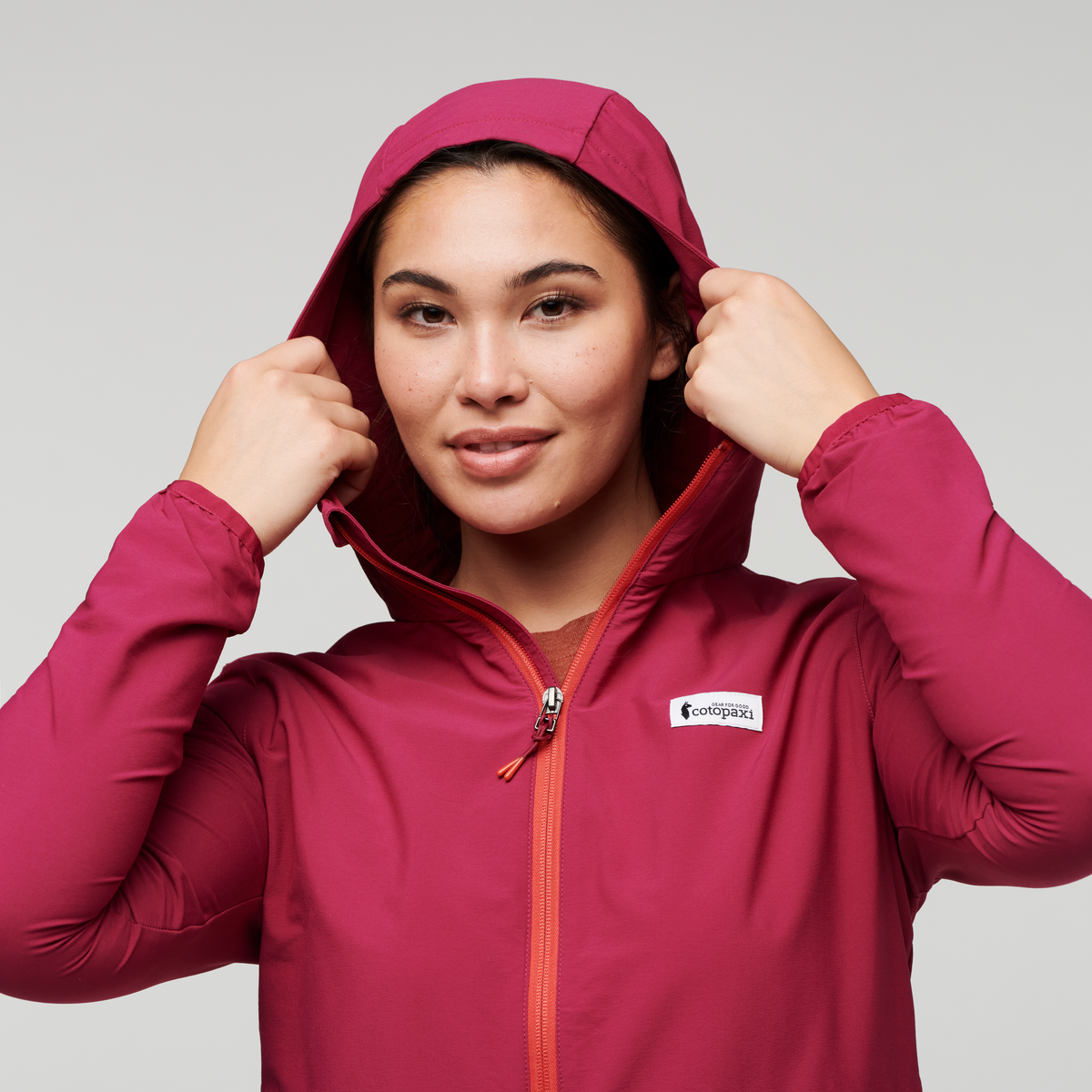 Viento Travel Jacket Women's | Versatile Outdoor Layer
