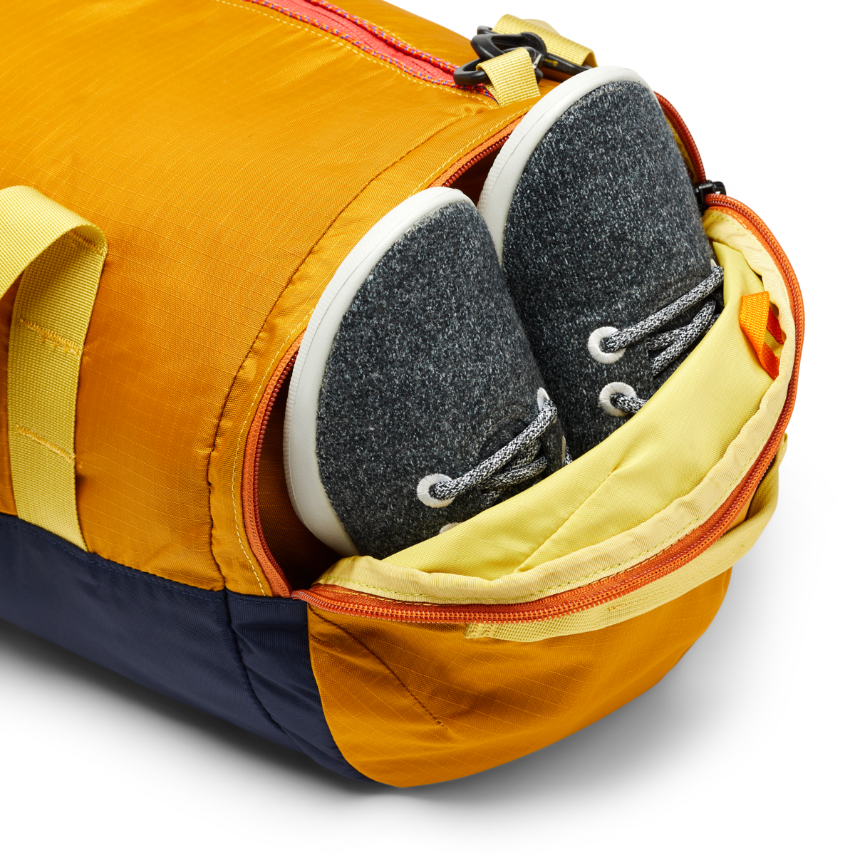 Ligera 32L Duffel Bag Cada Dia | Versatile Travel
