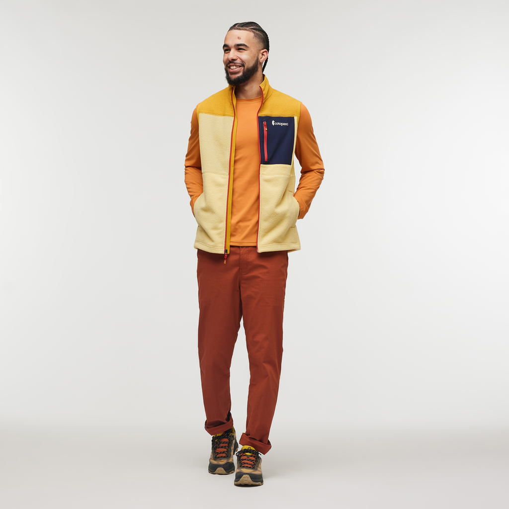 Abrazo Fleece Vest Men's | Cozy Outdoor Layer
