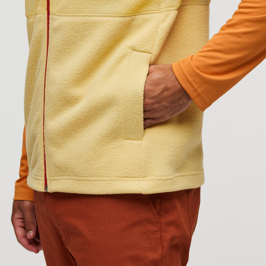 Abrazo Fleece Vest Men's | Cozy Outdoor Layer