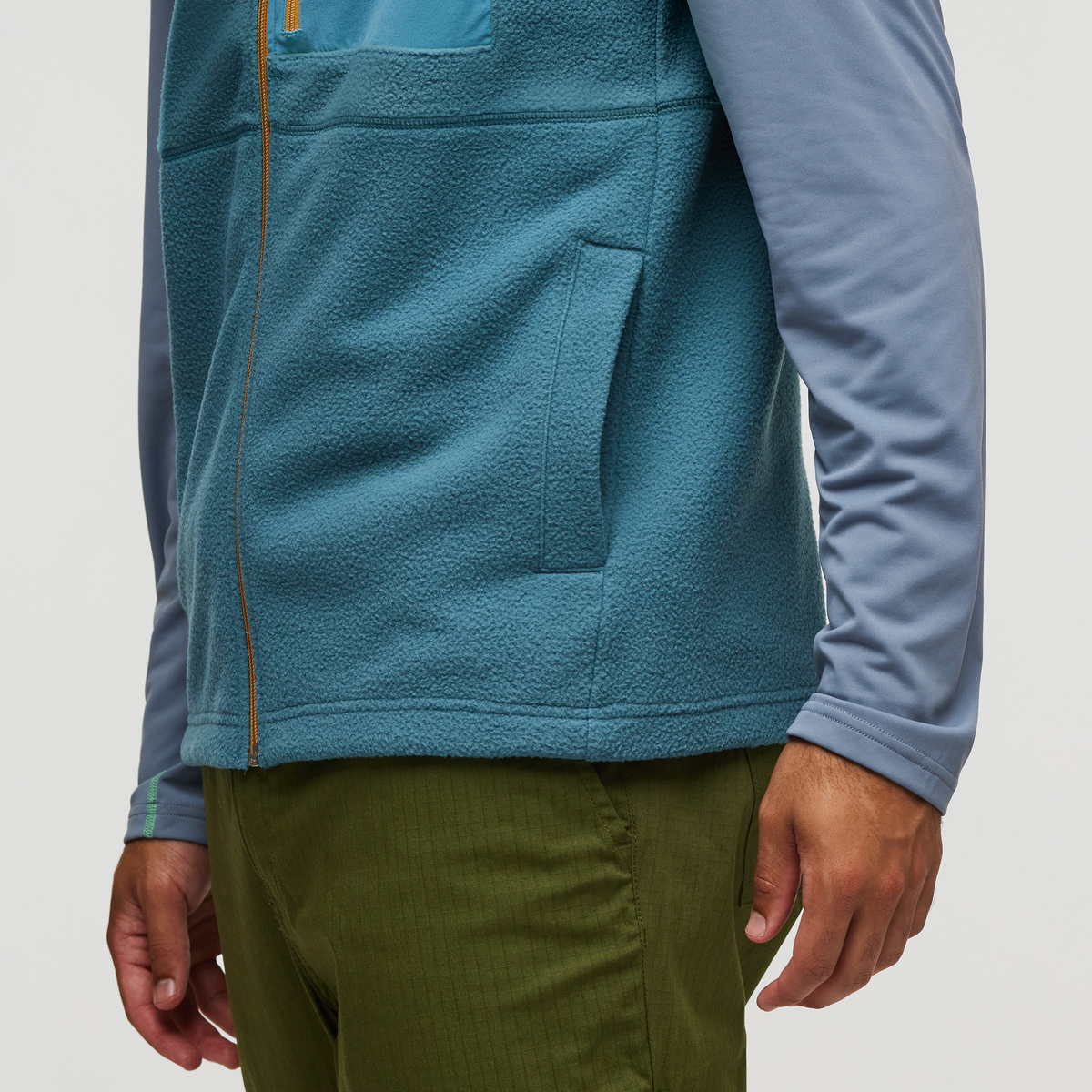 Abrazo Fleece Vest Men's | Cozy Outdoor Layer