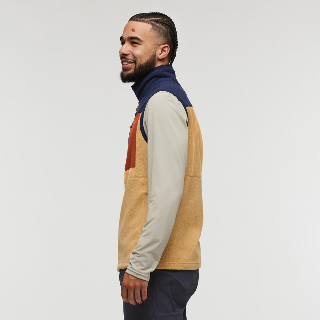 Abrazo Fleece Vest Men's | Cozy Outdoor Layer