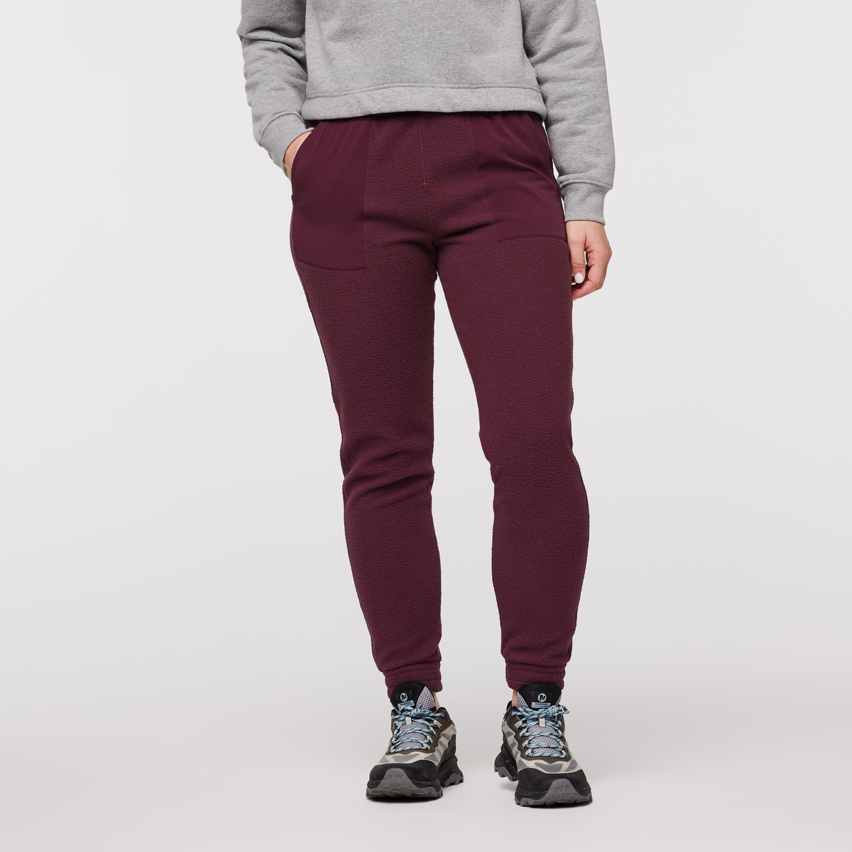 Abrazo Fleece Jogger Women's | Cozy Outdoor Layer