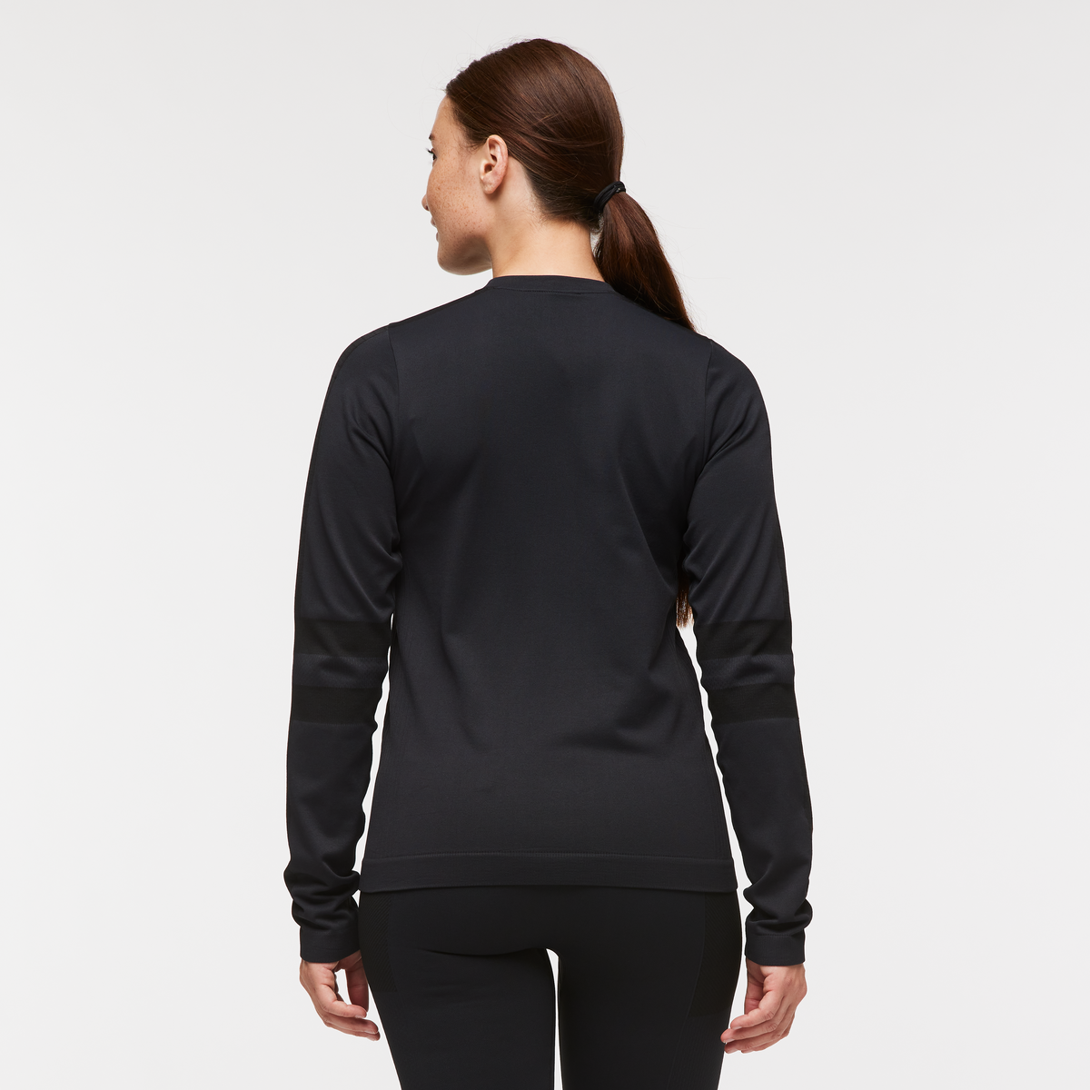 Debajo Seamless Baselayer Crew Women's | Comfortable Outdoor Top