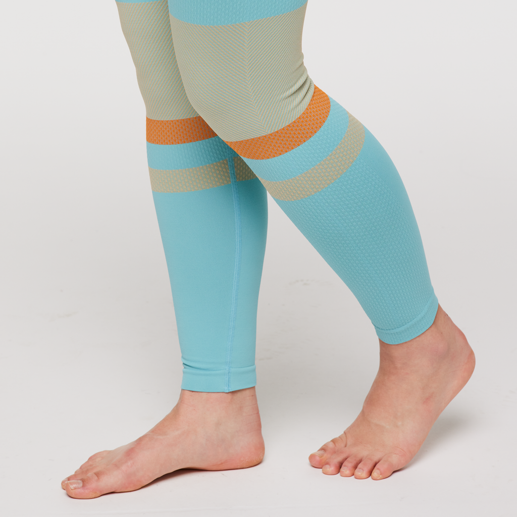 Debajo Seamless Baselayer Tight Women's | Versatile Outdoor Bottoms