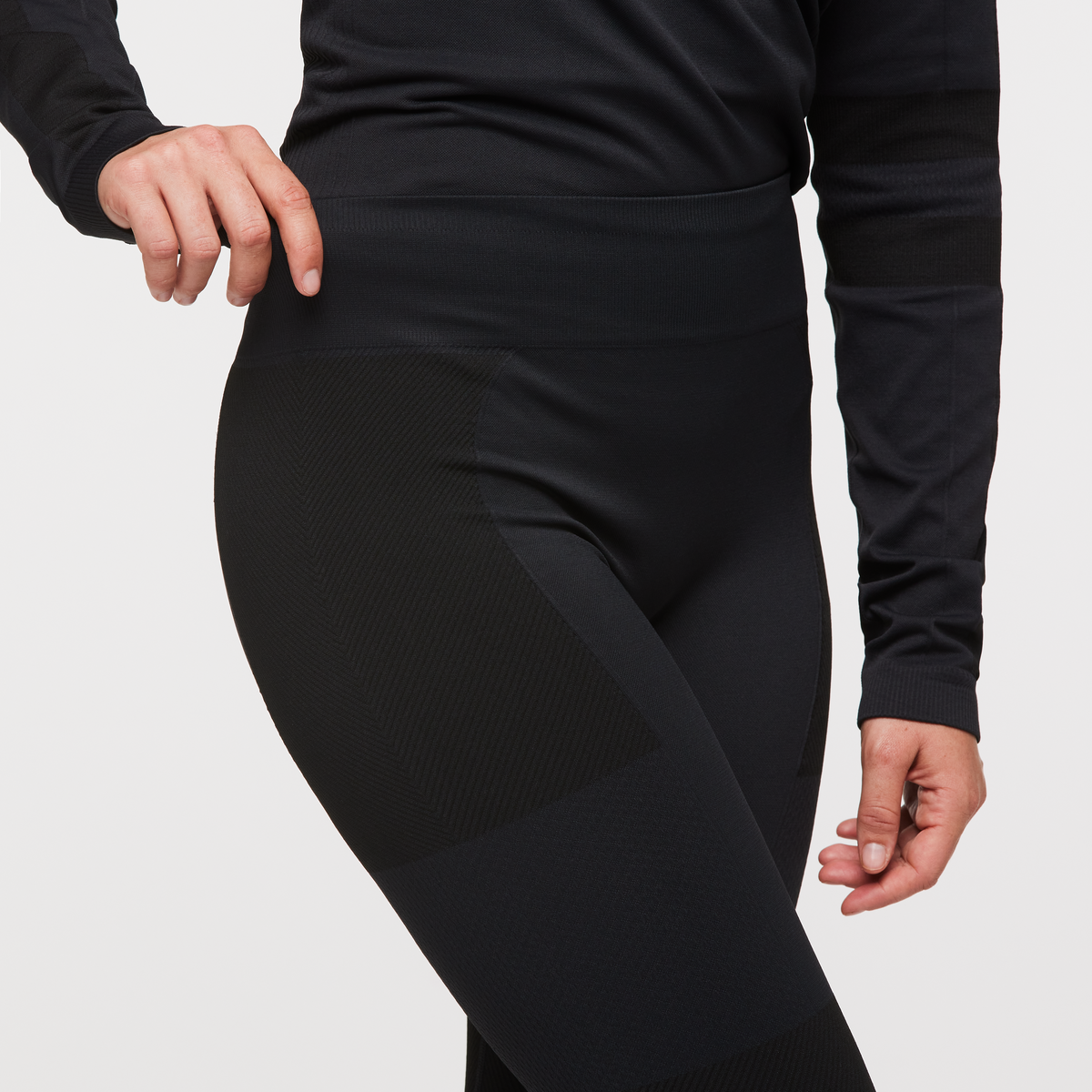Debajo Seamless Baselayer Tight Women's | Versatile Outdoor Bottoms