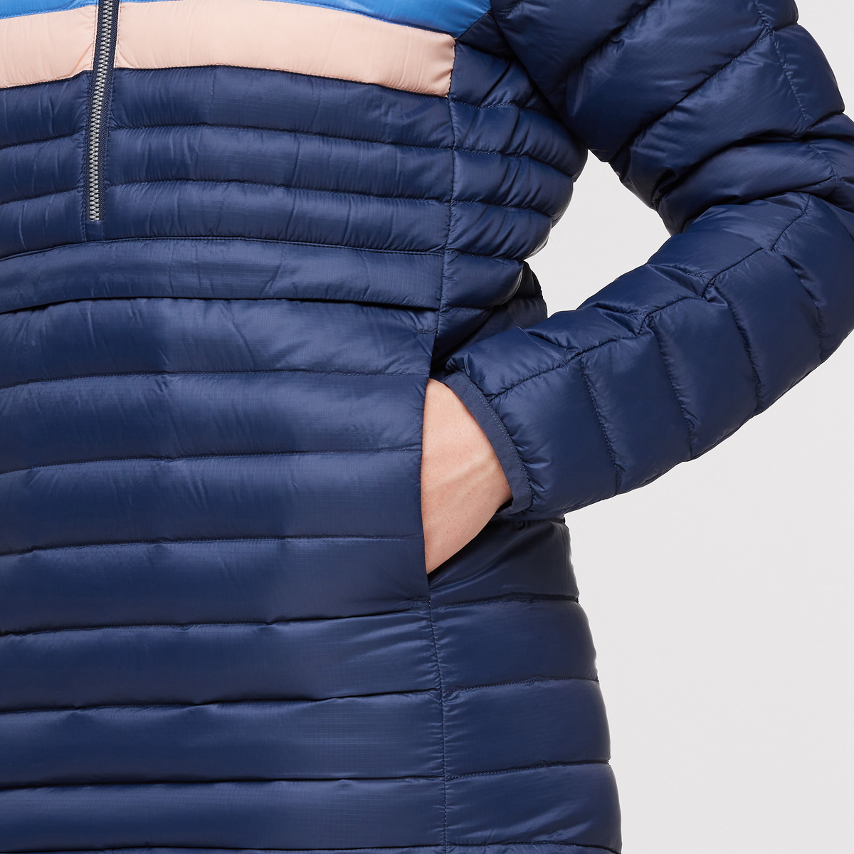 Fuego Down Hooded Pullover Women's | Cozy Outdoor Layer
