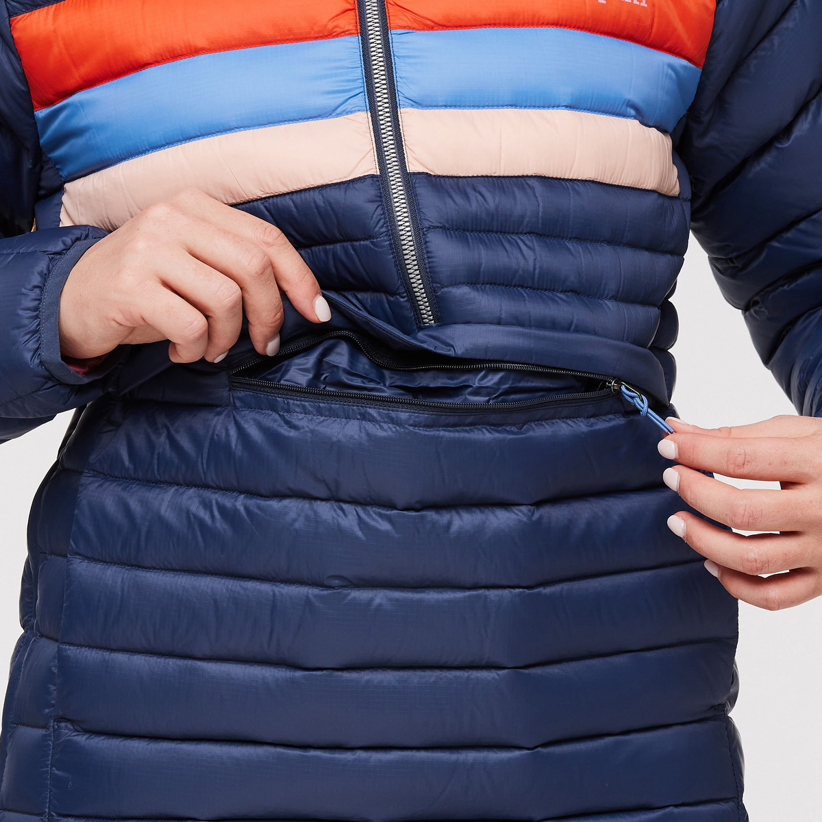 Fuego Down Hooded Pullover Women's | Cozy Outdoor Layer