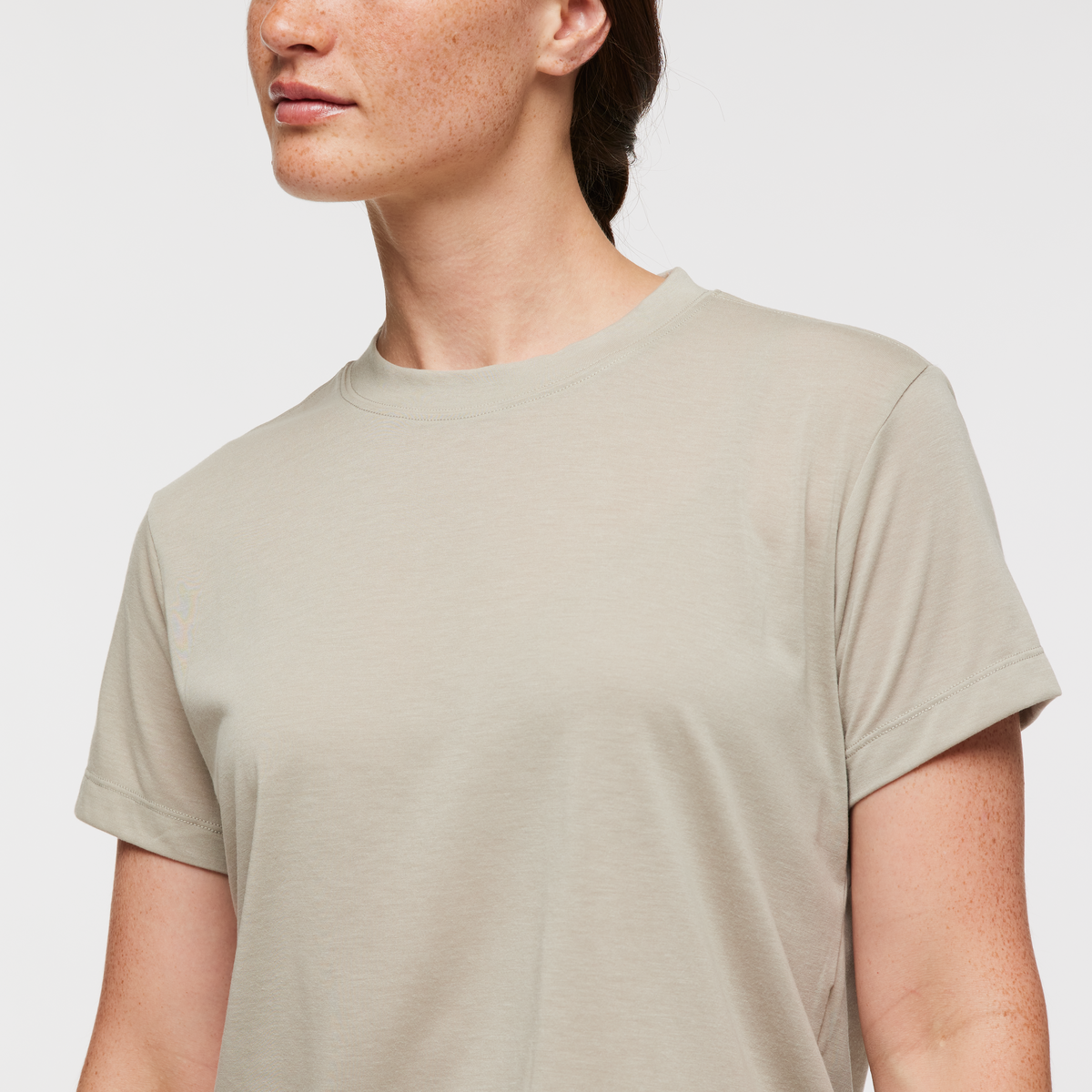 Paseo Travel Crop T-Shirt Women's | Comfortable Outdoor Top