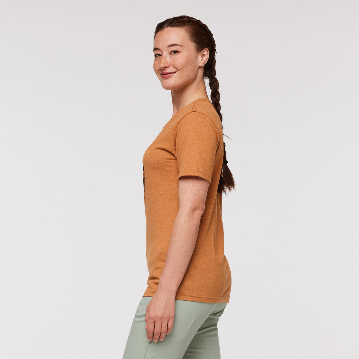 Traveling Llama T-Shirt Women's | Comfortable Outdoor Top