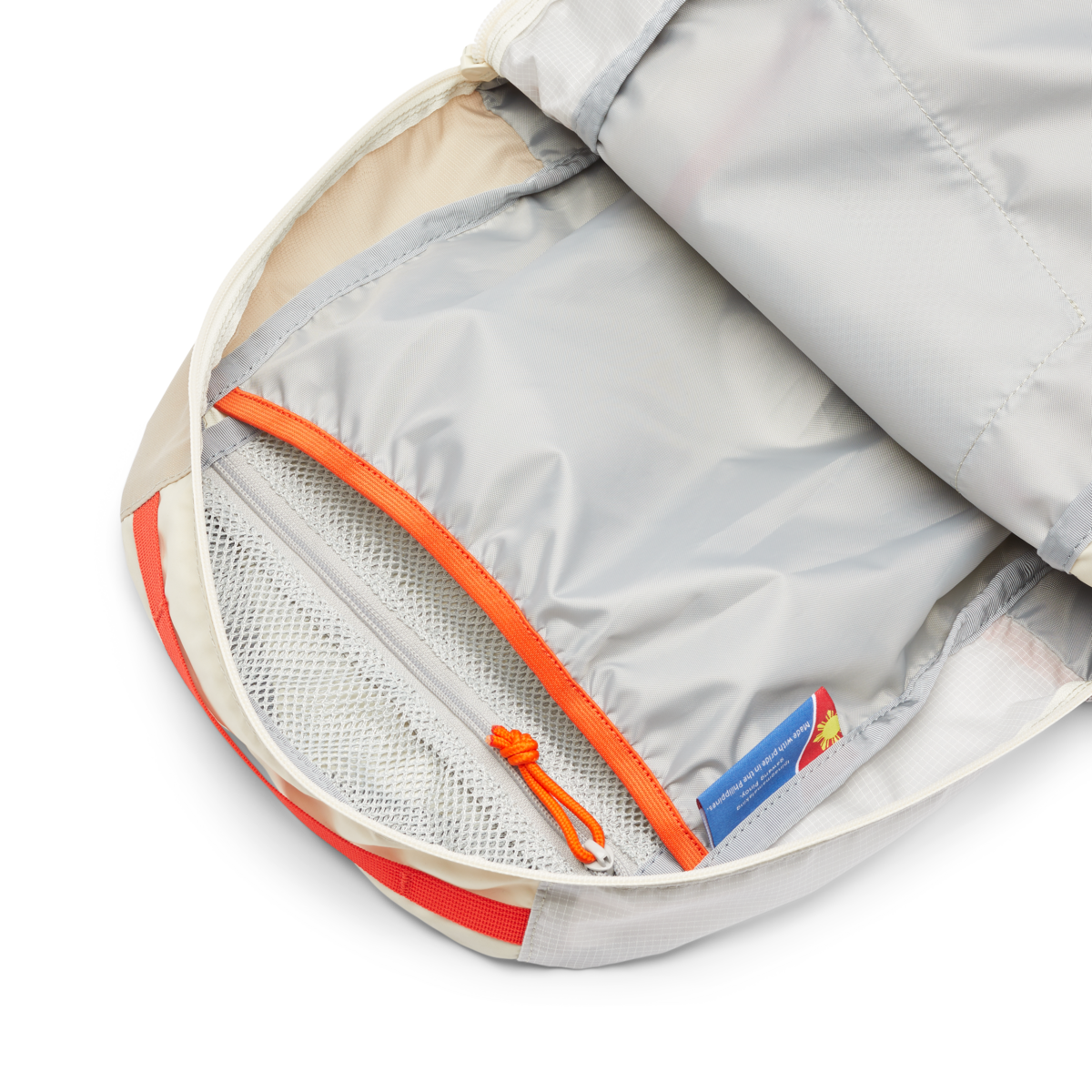 Batac 16L Backpack Del Dia Monochrome | Everyday Adventure