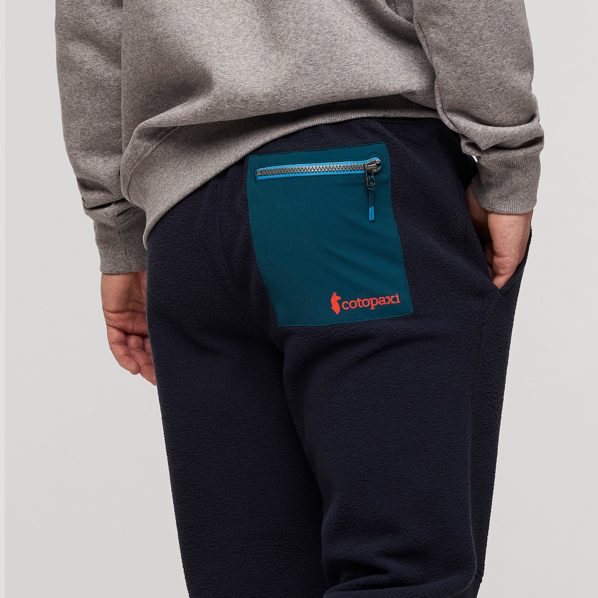 Abrazo Fleece Jogger Men's | Cozy Outdoor Layer