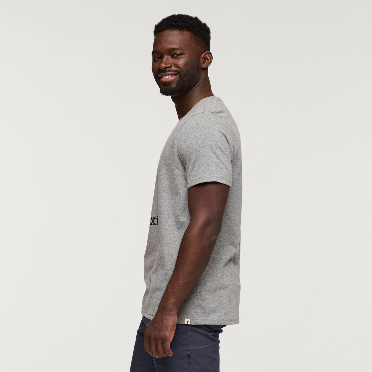 Cotopaxi Llama T-Shirt Men's | Comfortable Outdoor Top
