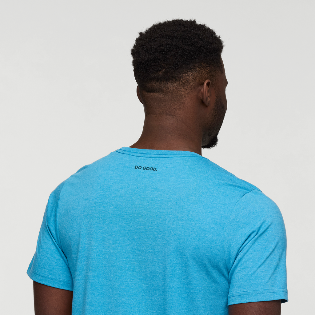 Cotopaxi Llama T-Shirt Men's | Comfortable Outdoor Top