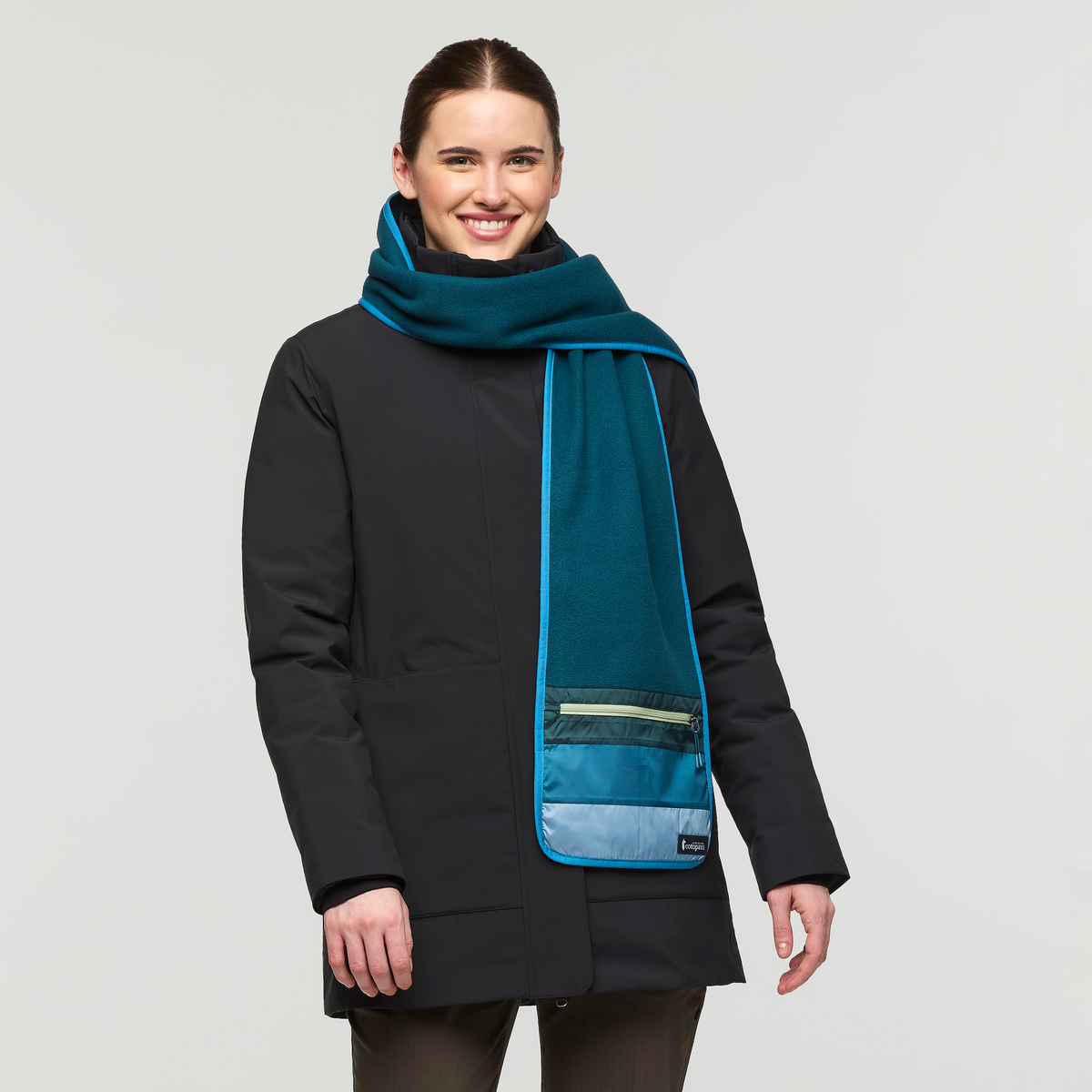 Teca Fleece Scarf | Cozy Outdoor Layer