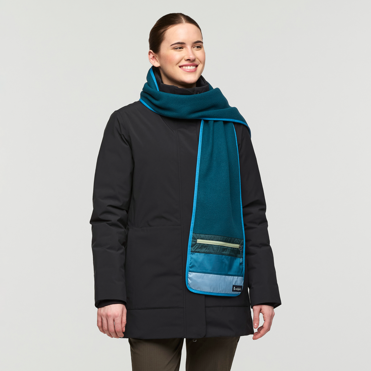 Teca Fleece Scarf | Cozy Outdoor Layer