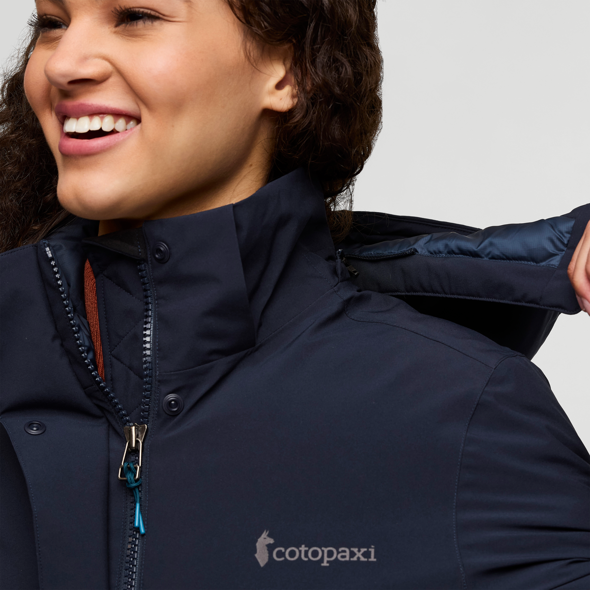 Calidez Down Parka Women's | Versatile Outdoor Layer
