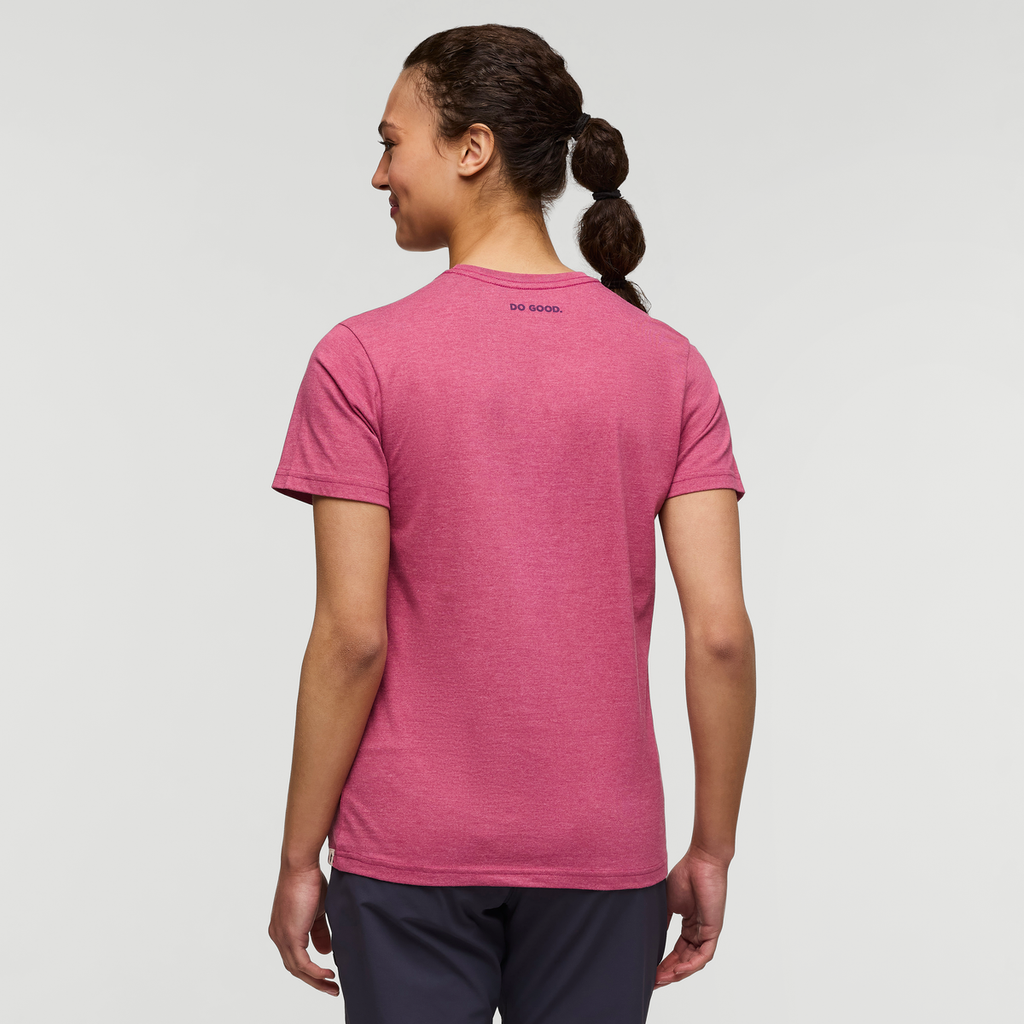 Cotopaxi Llama T-Shirt Women's | Comfortable Outdoor Top