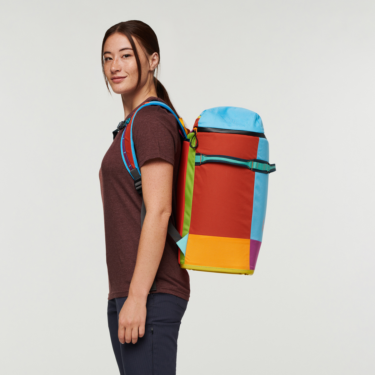 Hielo 24L Cooler Backpack Del Dia | Everyday Adventure