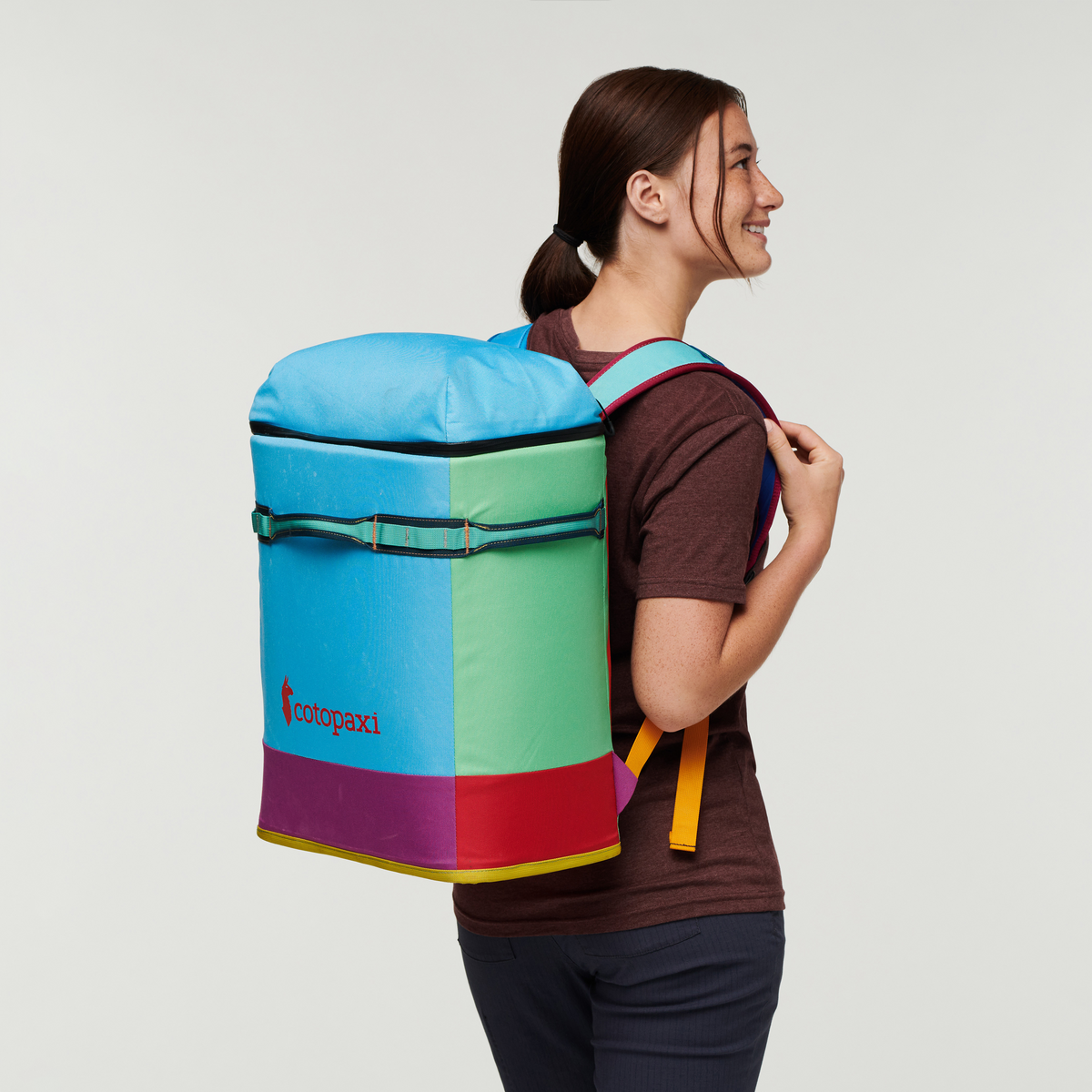 Hielo 24L Cooler Backpack Del Dia | Everyday Adventure