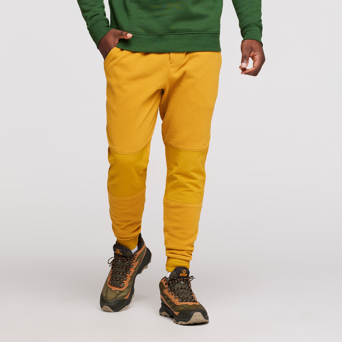 Abrazo Fleece Jogger Men's | Cozy Outdoor Layer