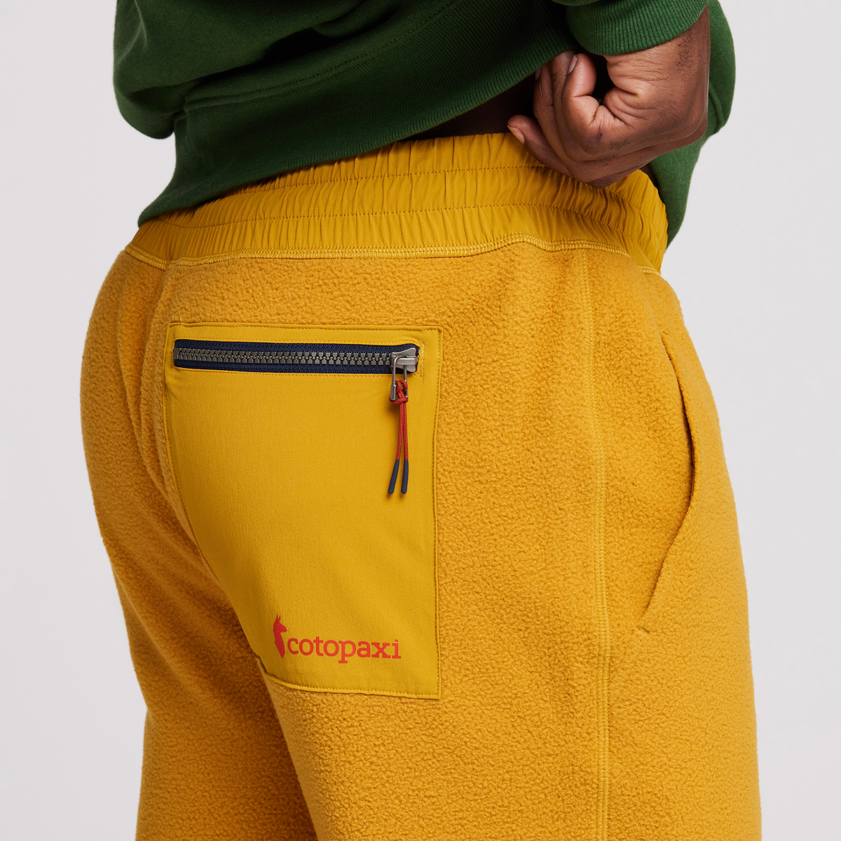 Abrazo Fleece Jogger Men's | Cozy Outdoor Layer