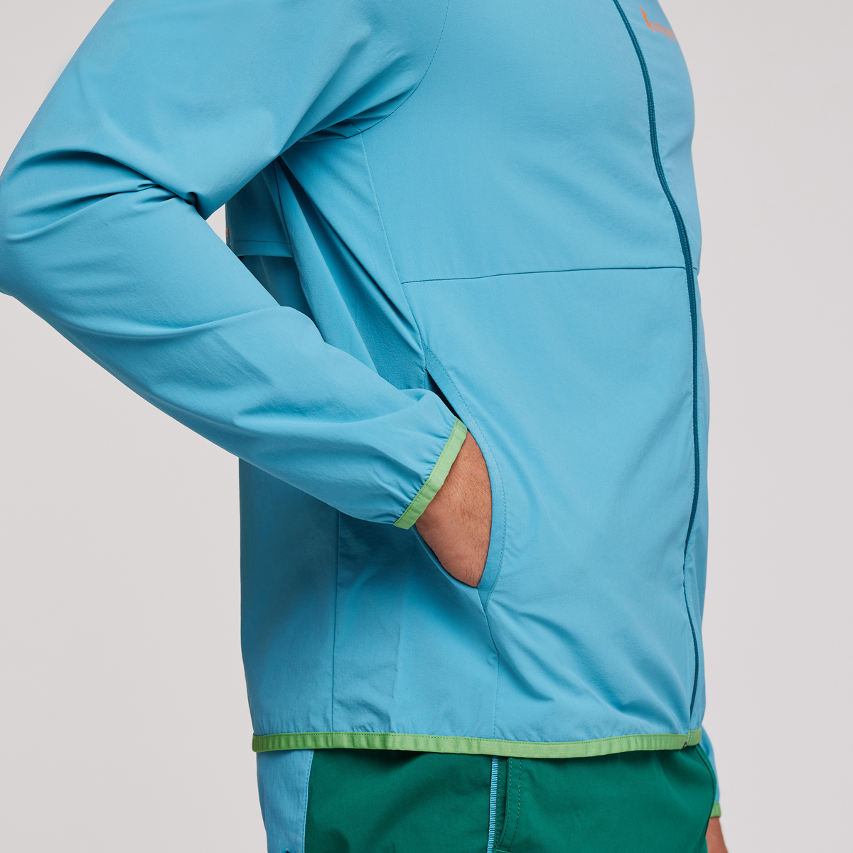 Vuelta Performance Windbreaker Jacket Men's | Versatile Outdoor Layer