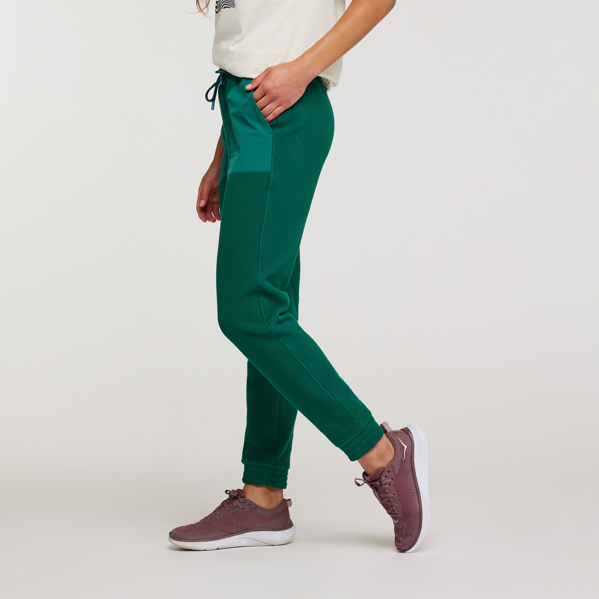Abrazo Fleece Jogger Women's | Cozy Outdoor Layer