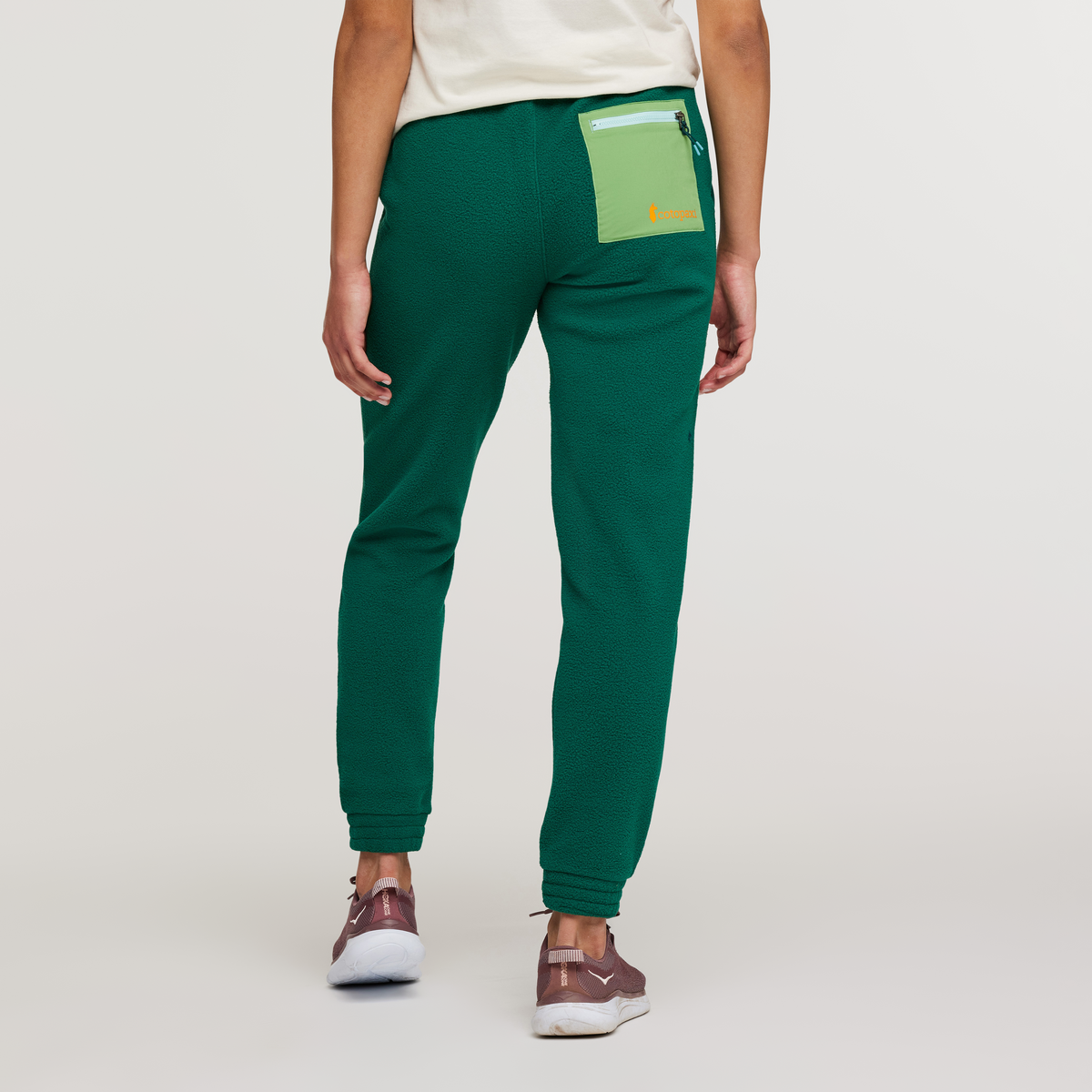 Abrazo Fleece Jogger Women's | Cozy Outdoor Layer