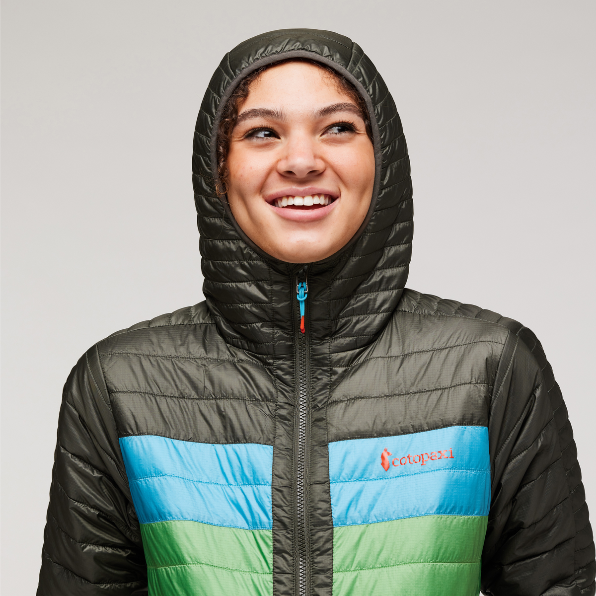 Capa Insulated Hooded Jacket Women's | Versatile Outdoor Layer