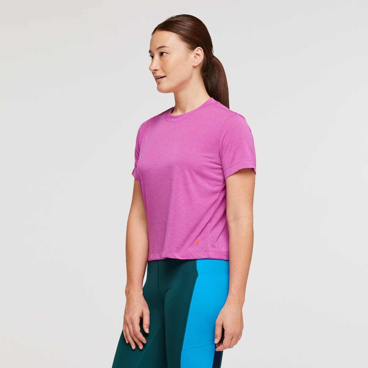 Paseo Travel Crop T-Shirt Women's | Comfortable Outdoor Top