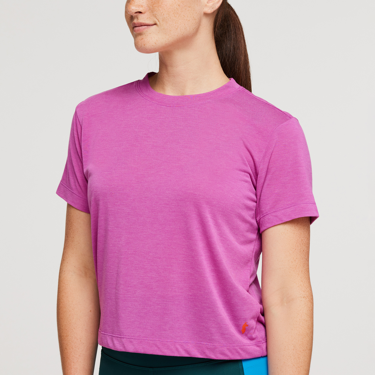 Paseo Travel Crop T-Shirt Women's | Comfortable Outdoor Top