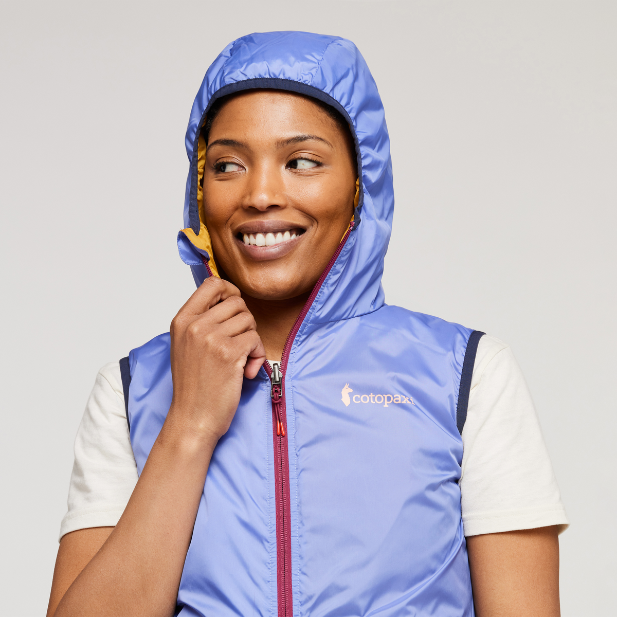 Teca Calido Hooded Vest Women's | Lightweight Layer