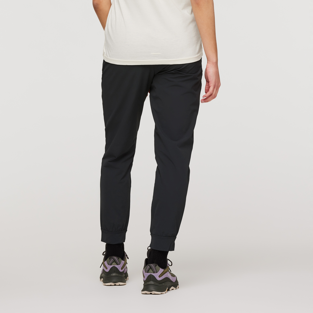 Veza Adventure Jogger Women's | Versatile Outdoor Bottoms