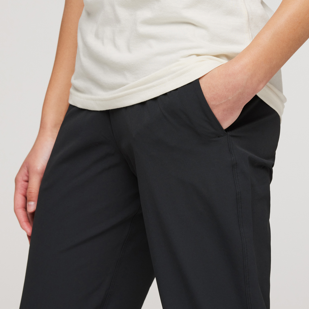 Veza Adventure Jogger Women's | Versatile Outdoor Bottoms
