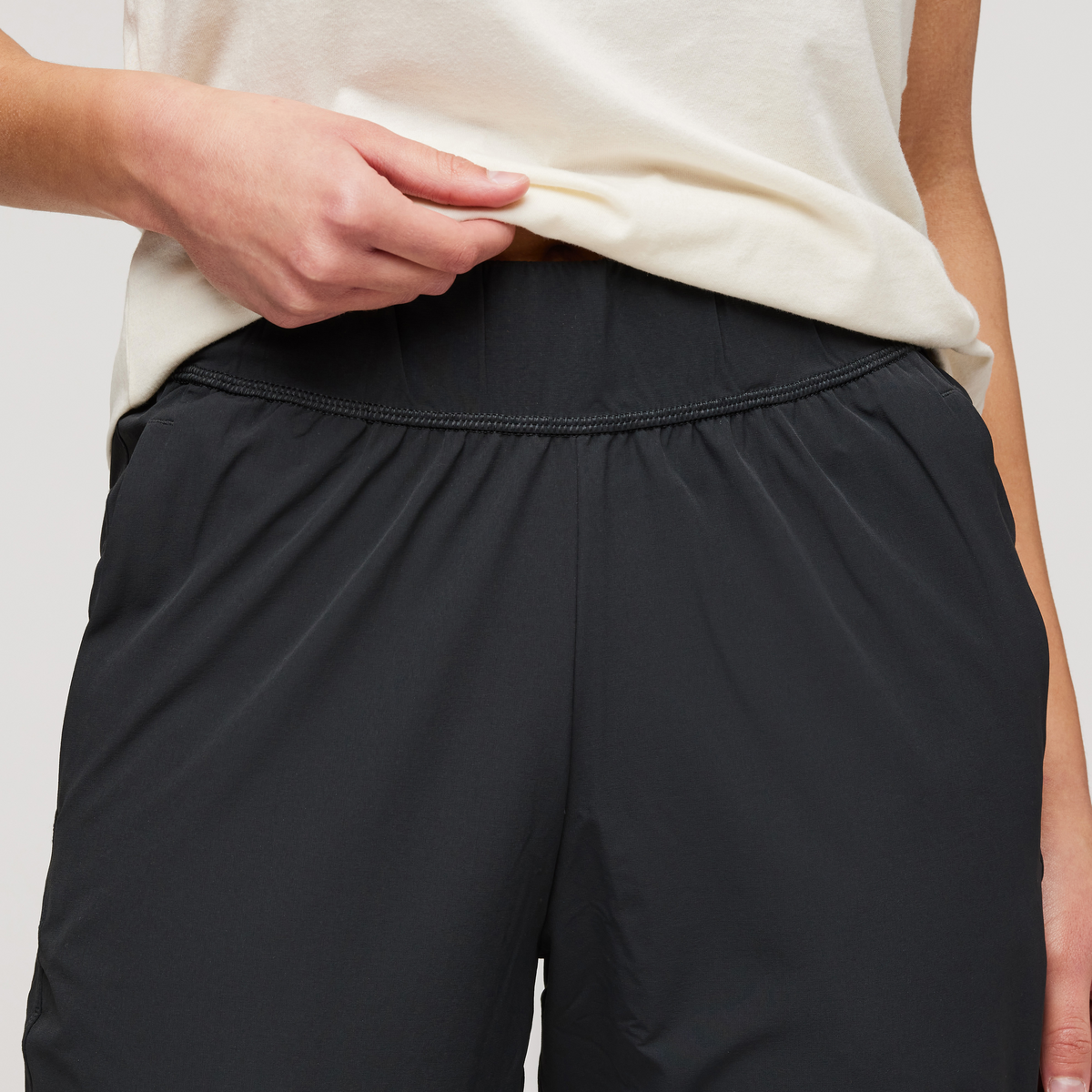 Veza Adventure Jogger Women's | Versatile Outdoor Bottoms