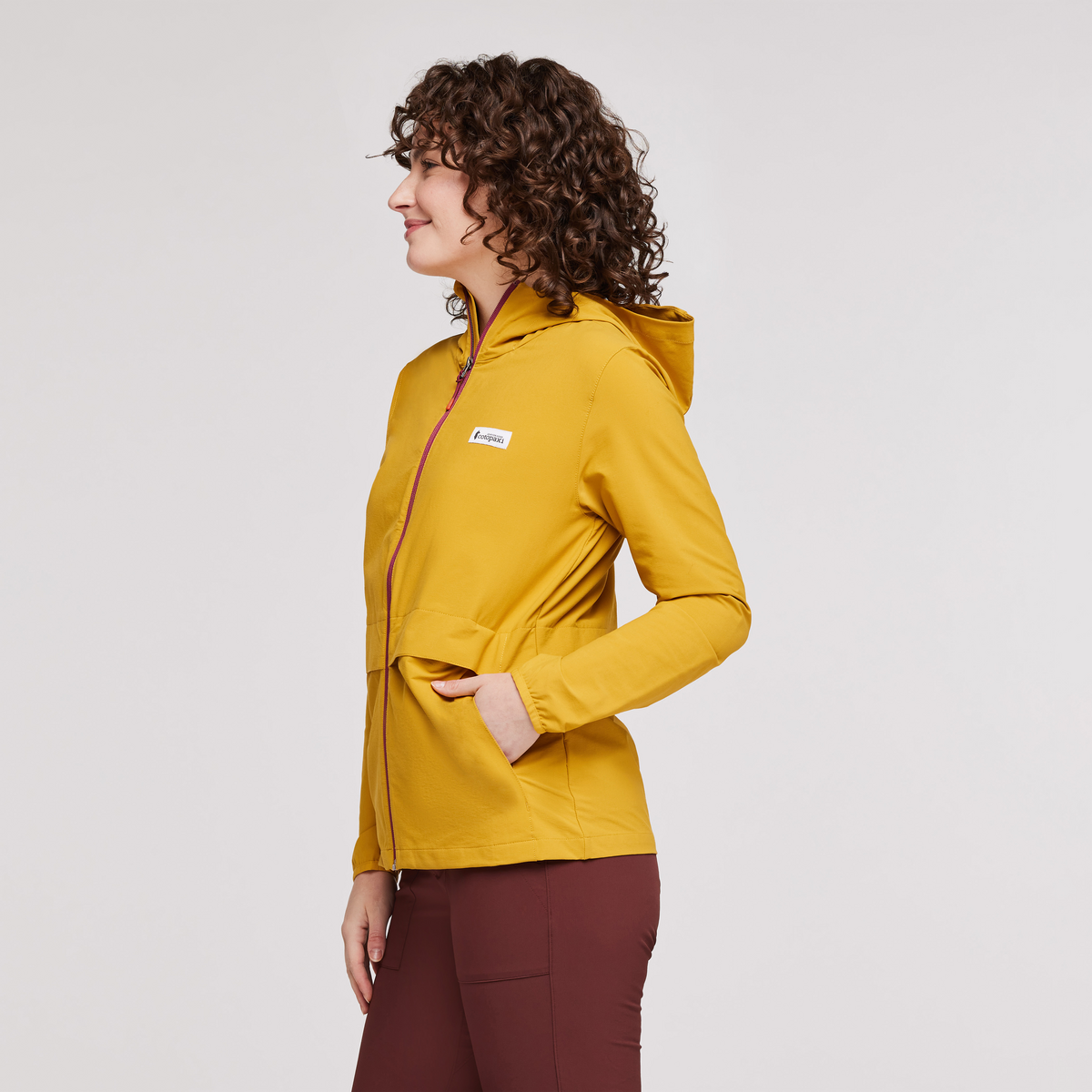 Viento Travel Jacket Women's | Versatile Outdoor Layer
