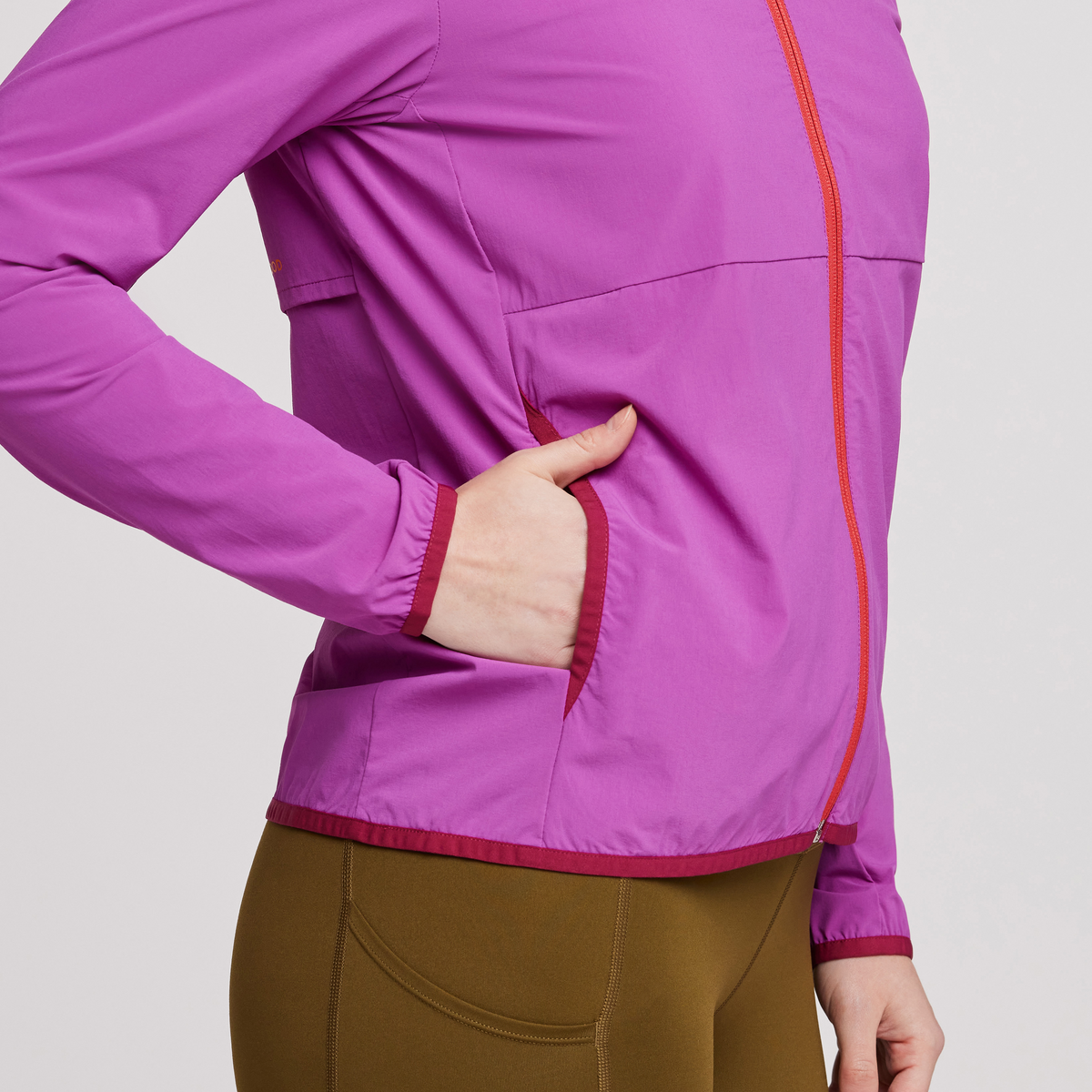 Vuelta Performance Windbreaker Jacket Women's | Versatile Outdoor Layer