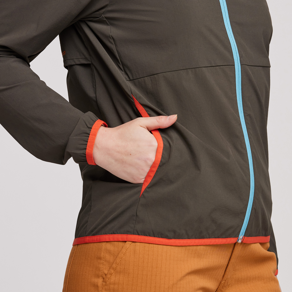 Vuelta Performance Windbreaker Jacket Women's | Versatile Outdoor Layer