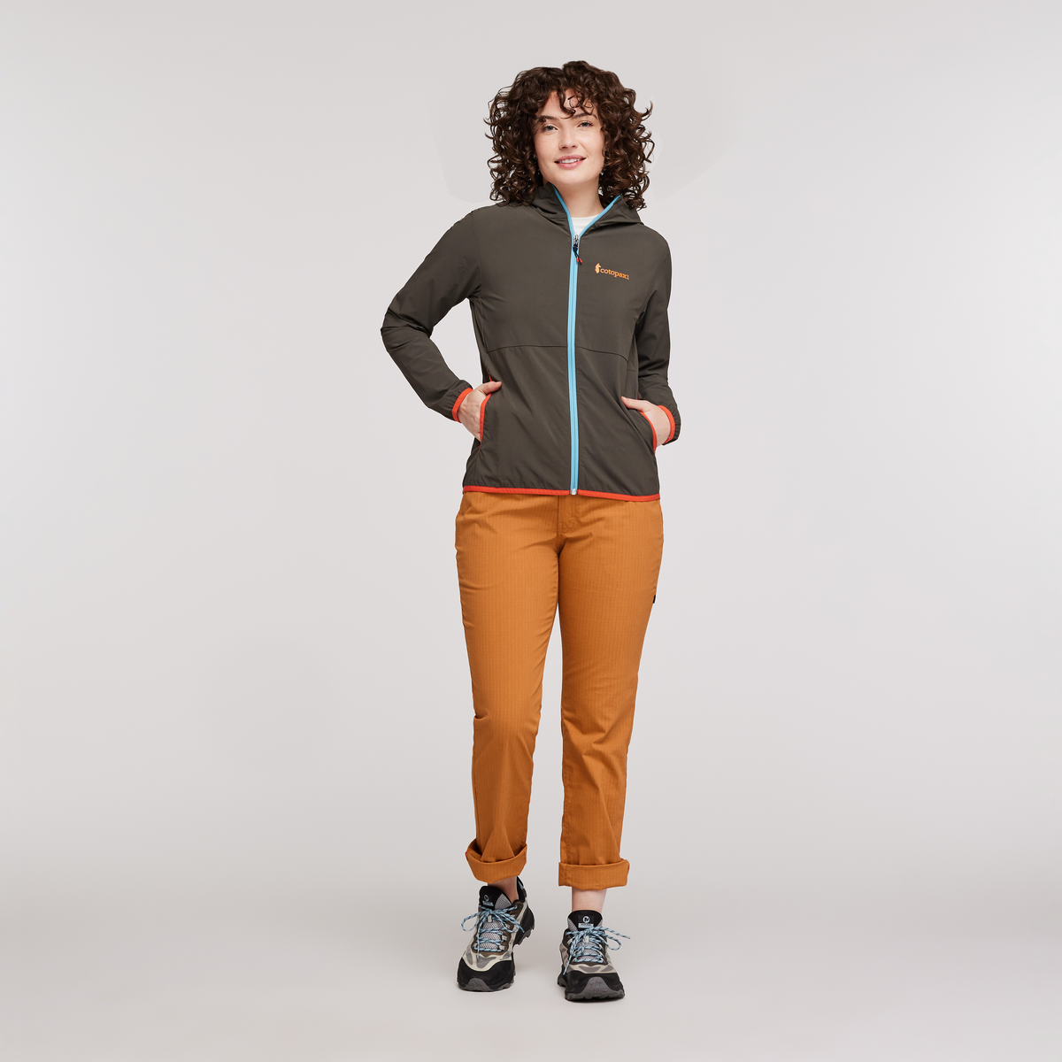 Vuelta Performance Windbreaker Jacket Women's | Versatile Outdoor Layer