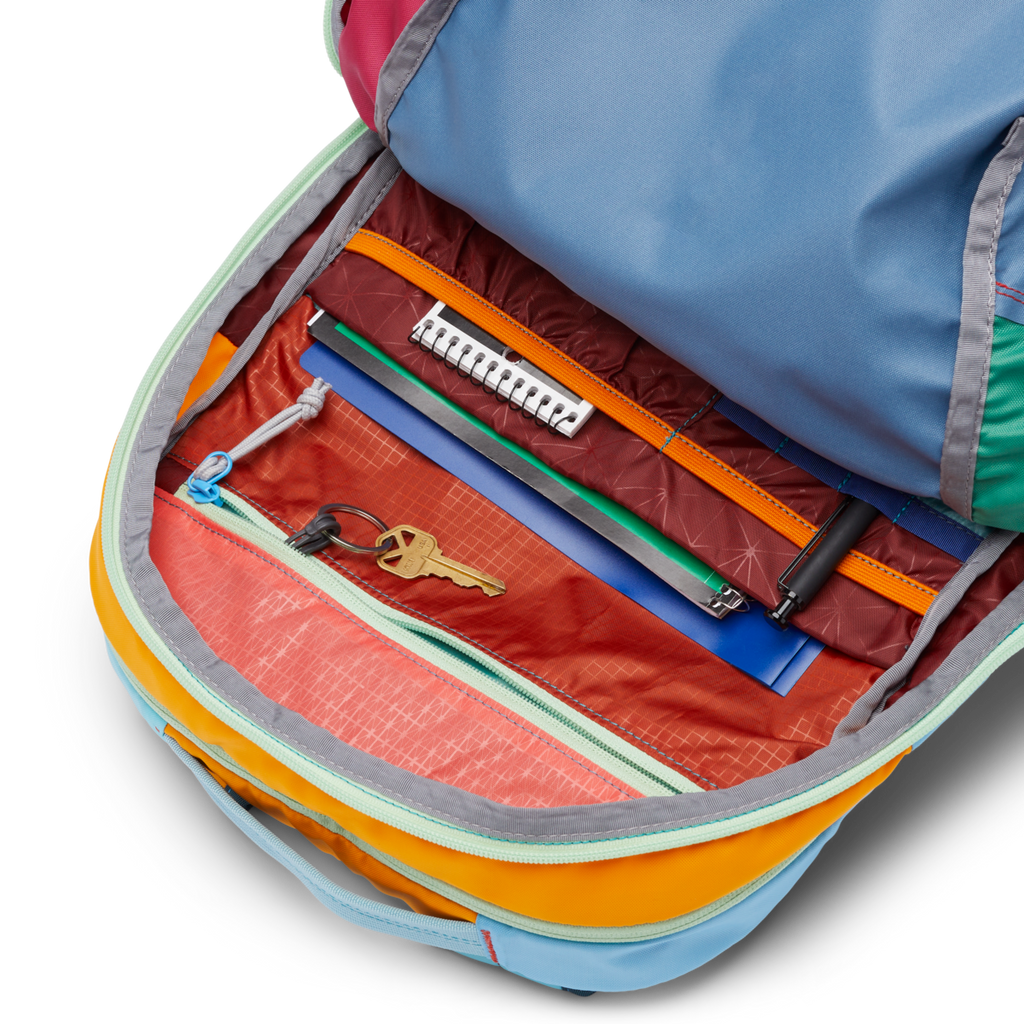 Chiquillo 30L Daypack Del Dia | Everyday Adventure