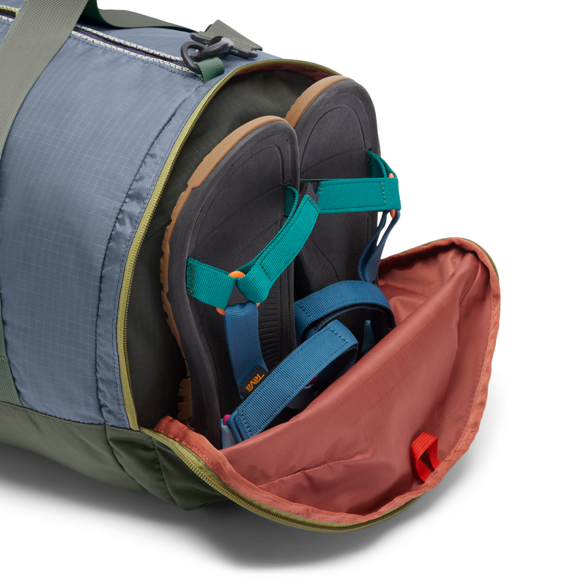 Ligera 45L Duffel Bag Cada Dia | Versatile Travel
