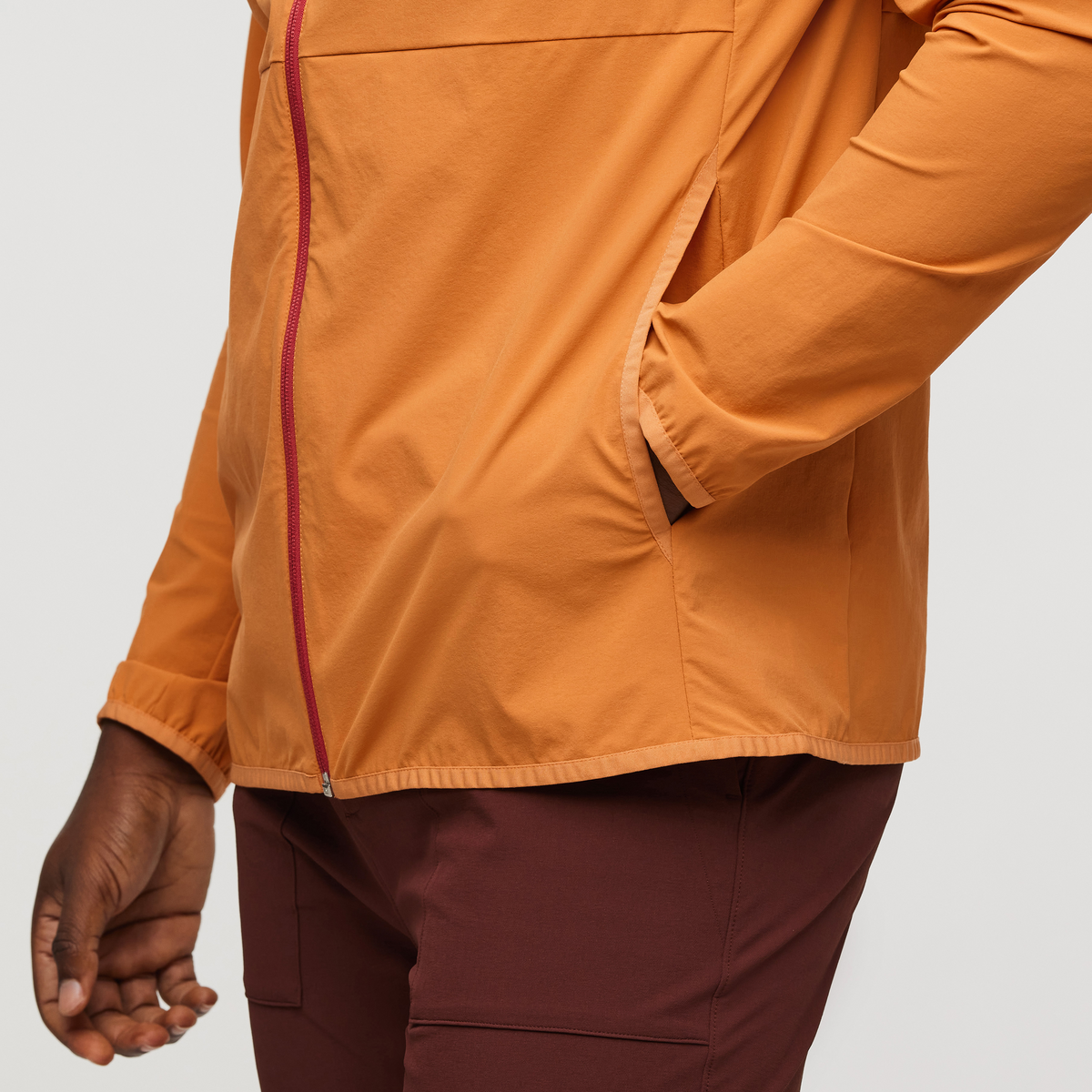 Vuelta Performance Windbreaker Jacket Men's | Versatile Outdoor Layer