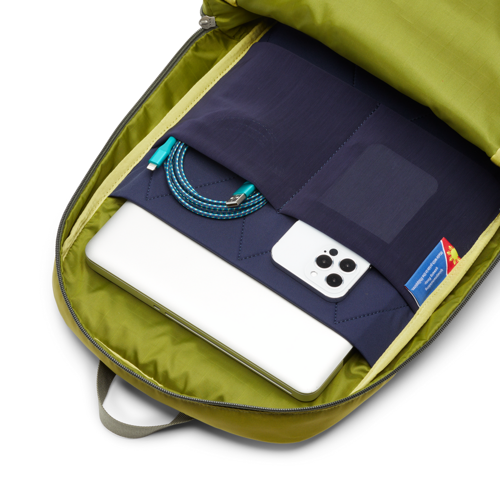Vaya 18L Backpack Cada Dia | Everyday Adventure