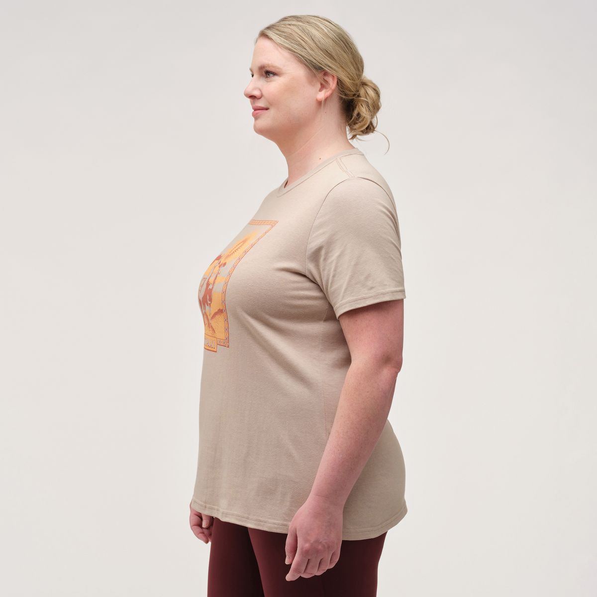 Llama Greetings T-Shirt Women's | Comfortable Outdoor Top